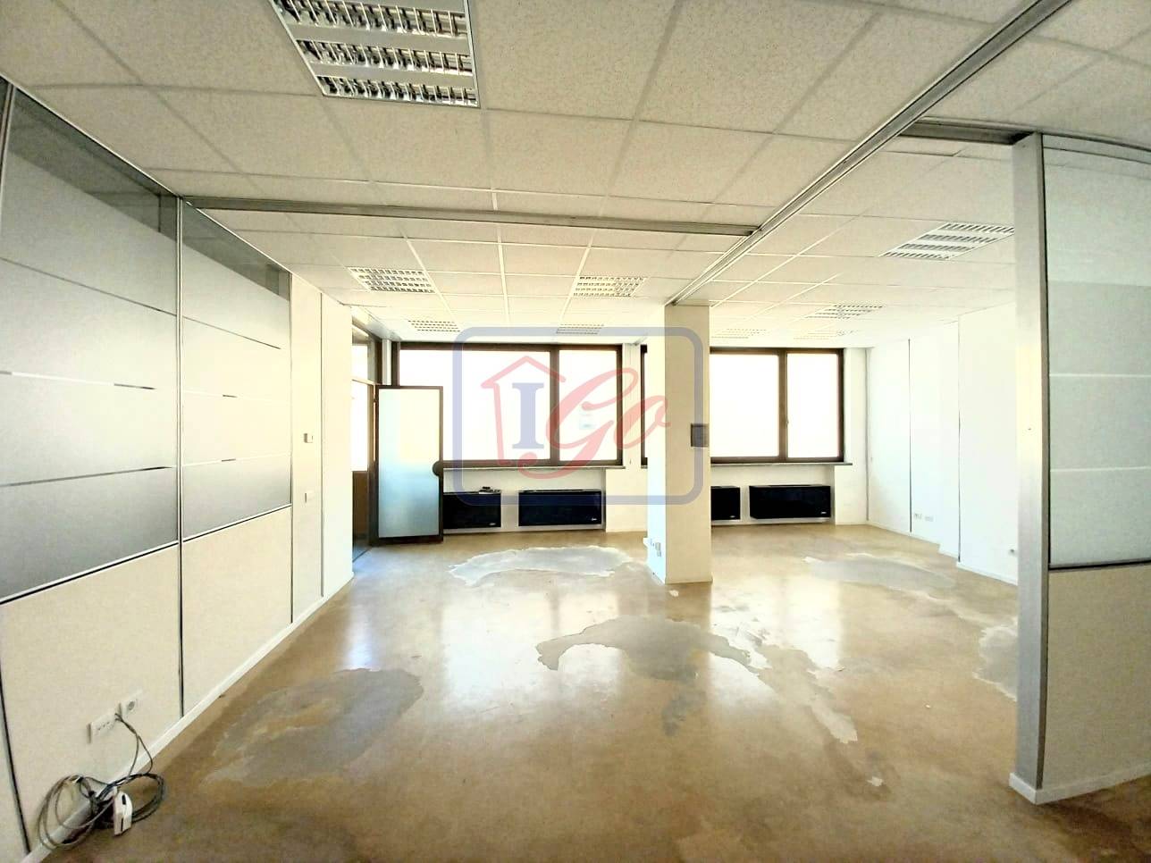 Locale commerciale in affitto a Trezzo sull'Adda