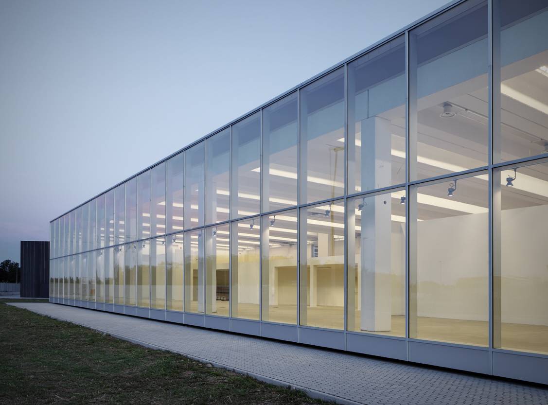 Capannone in vendita a Trezzano Rosa