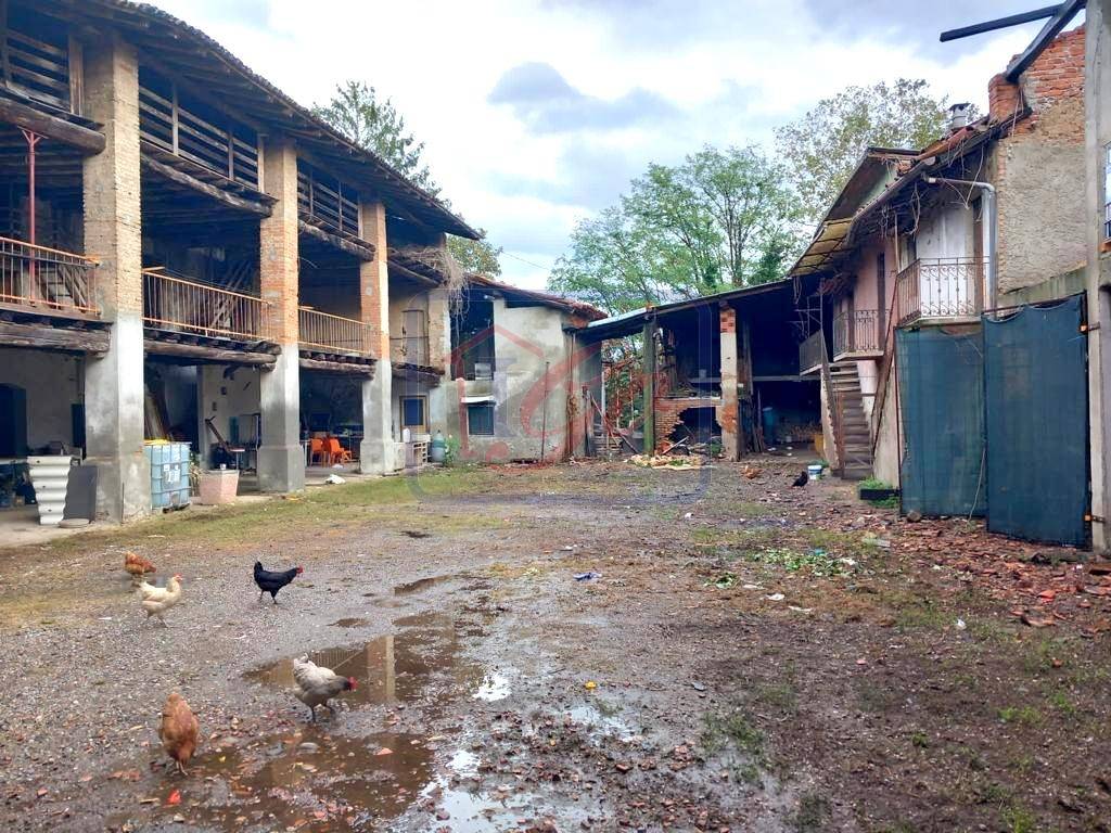 Rustico in vendita a Boltiere