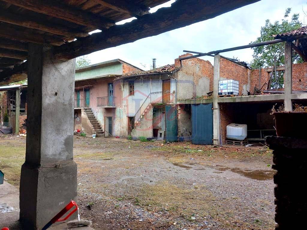 Rustico in vendita a Boltiere