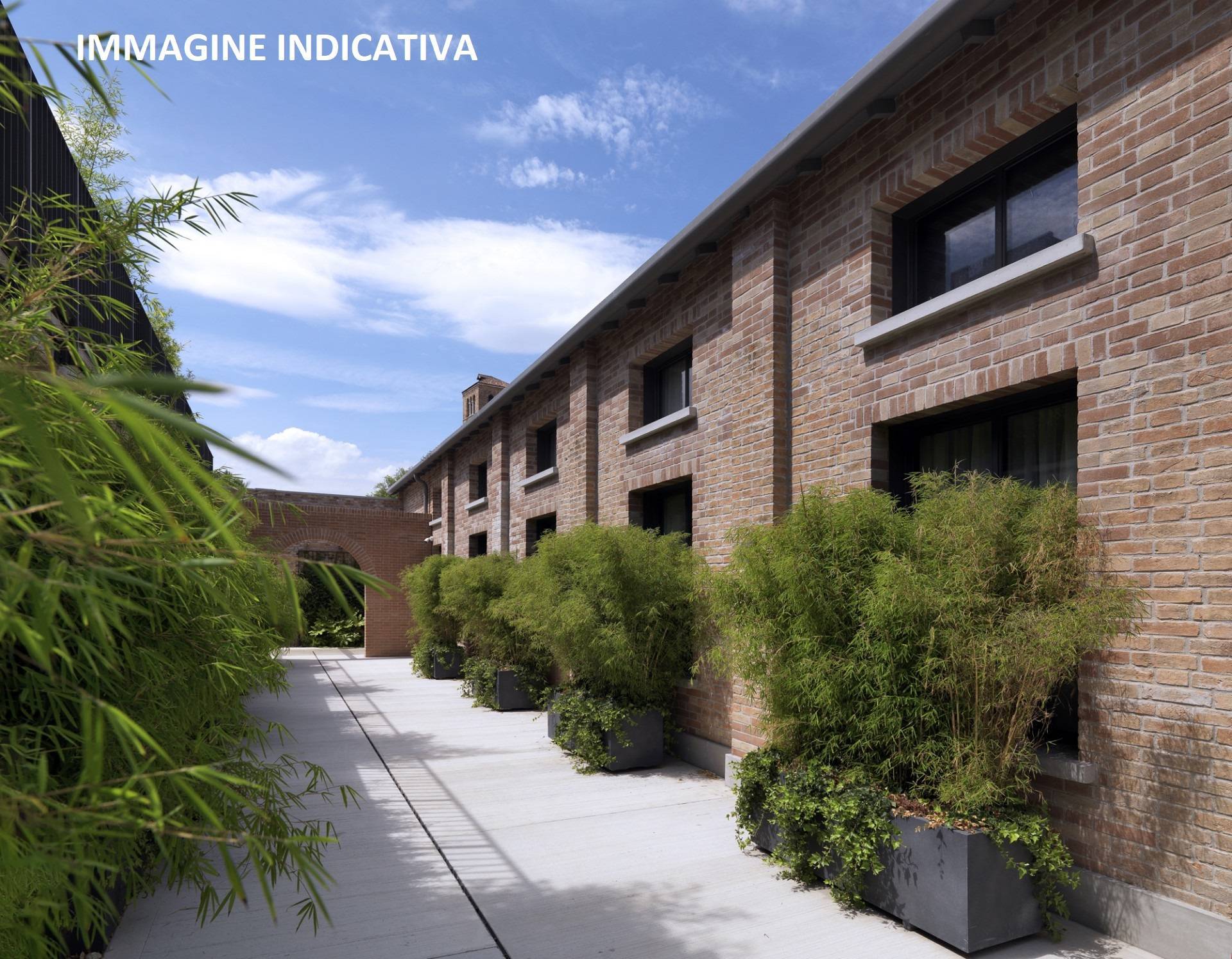 Stabile / Palazzo in vendita a Brembate