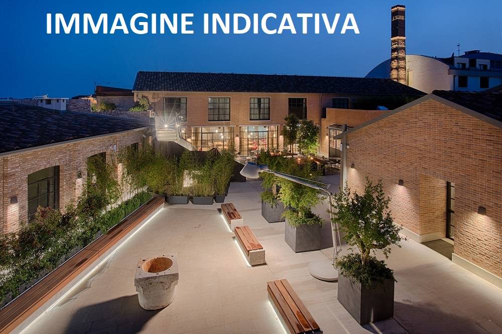 Stabile / Palazzo in vendita a Brembate