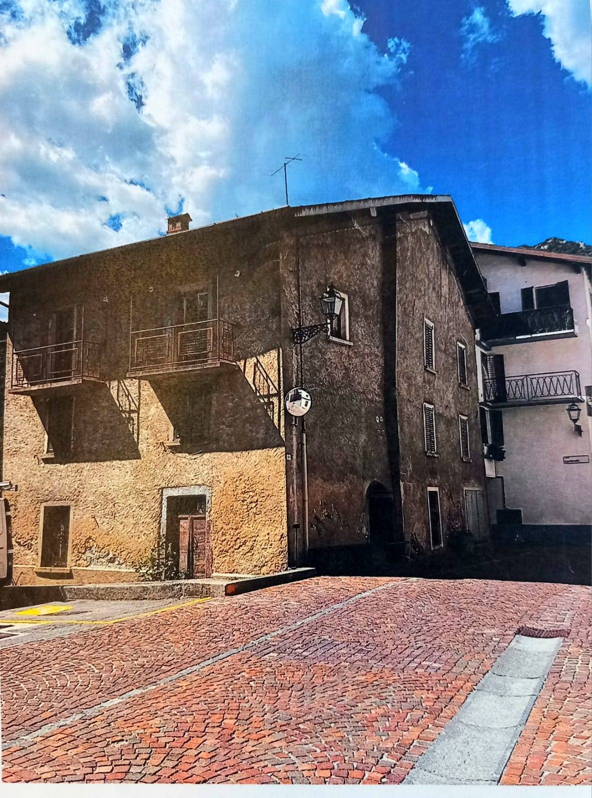 Casa indipendente in vendita a Piazzolo