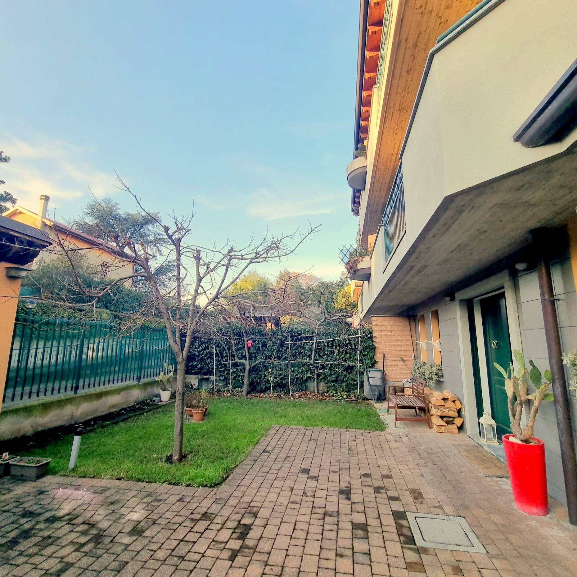 Villa Bifamiliare in vendita a Cornate d'Adda