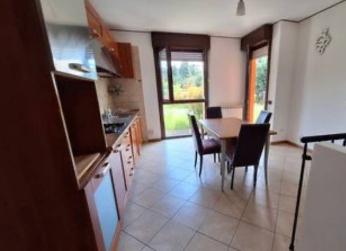 Trilocale in vendita a Bernareggio