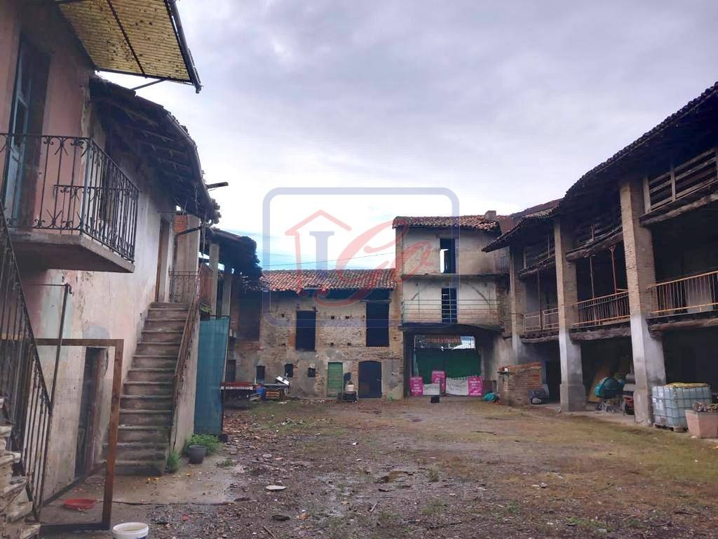 Rustico in vendita a Boltiere