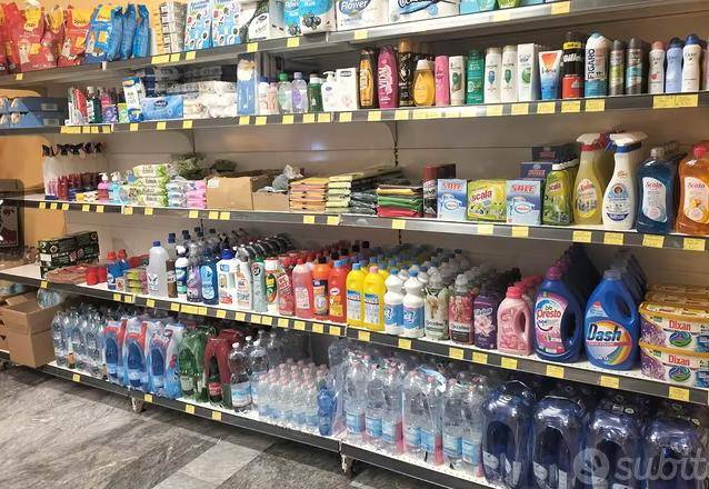 Attivit commerciale in vendita a Pozzo d'Adda