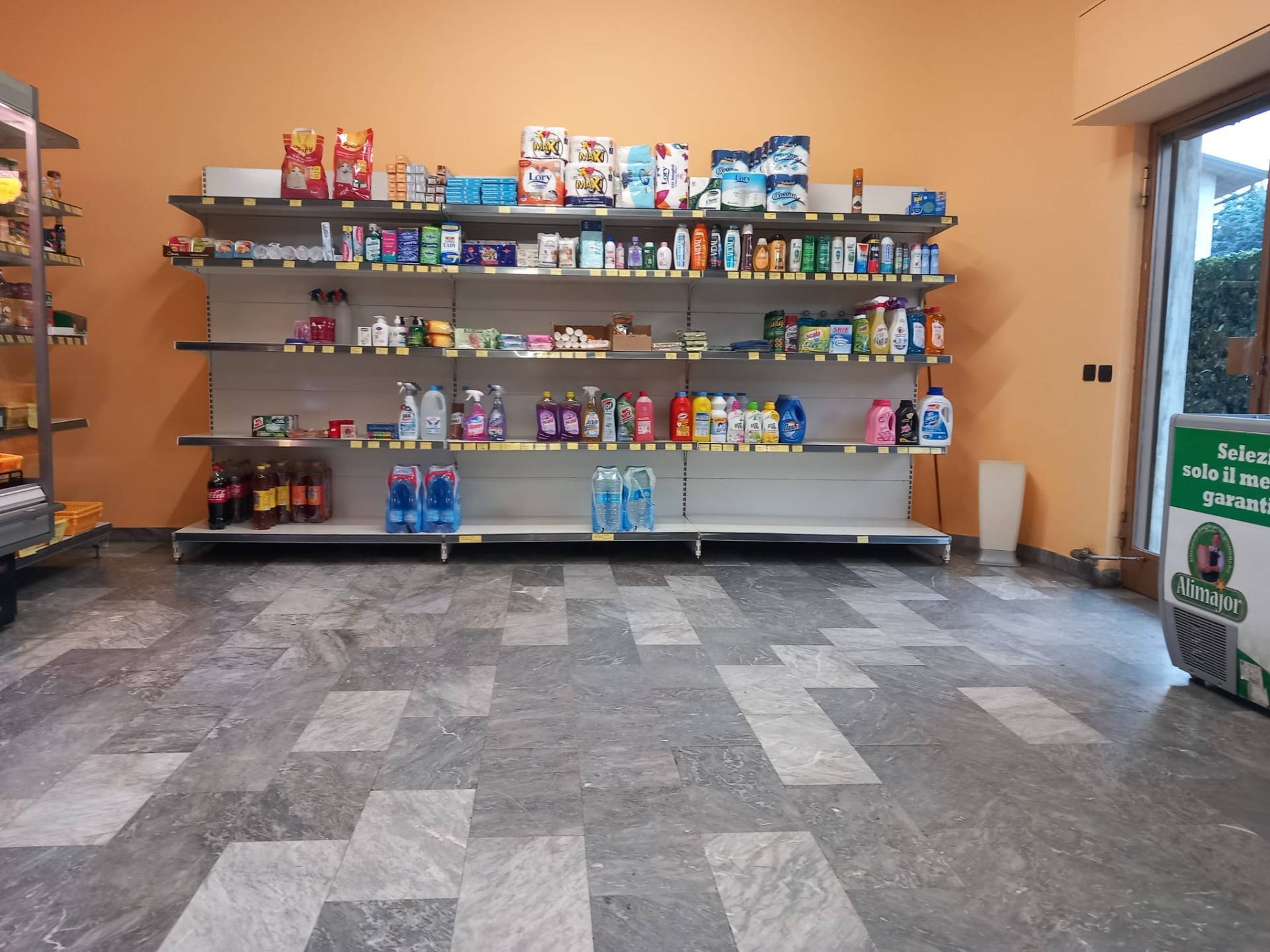 Attivit commerciale in vendita a Pozzo d'Adda