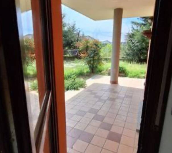 Trilocale in vendita a Bernareggio