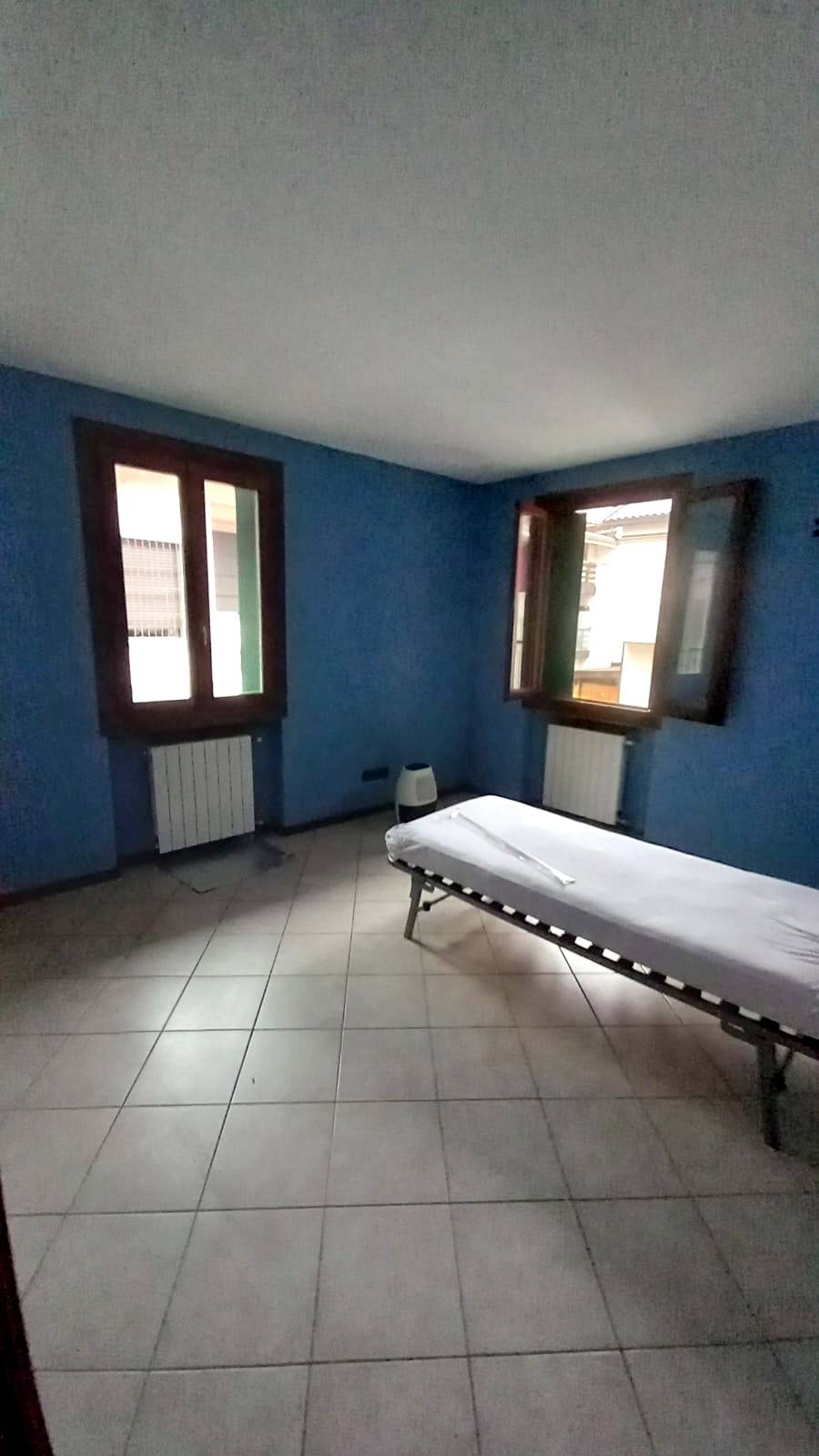 Trilocale in vendita a Capriate San Gervasio, Capriate