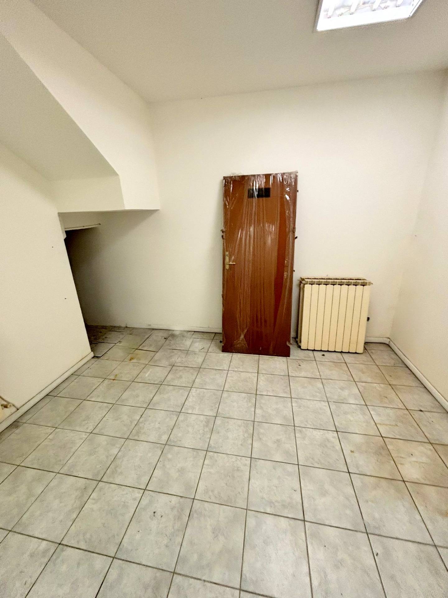 Locale commerciale in vendita a Grezzago