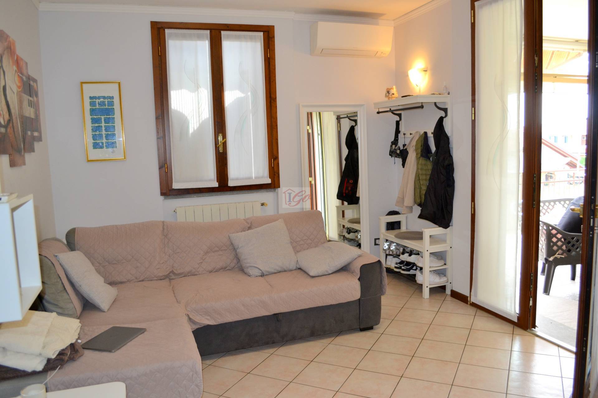 Porzione di Casa in vendita a Trezzano Rosa