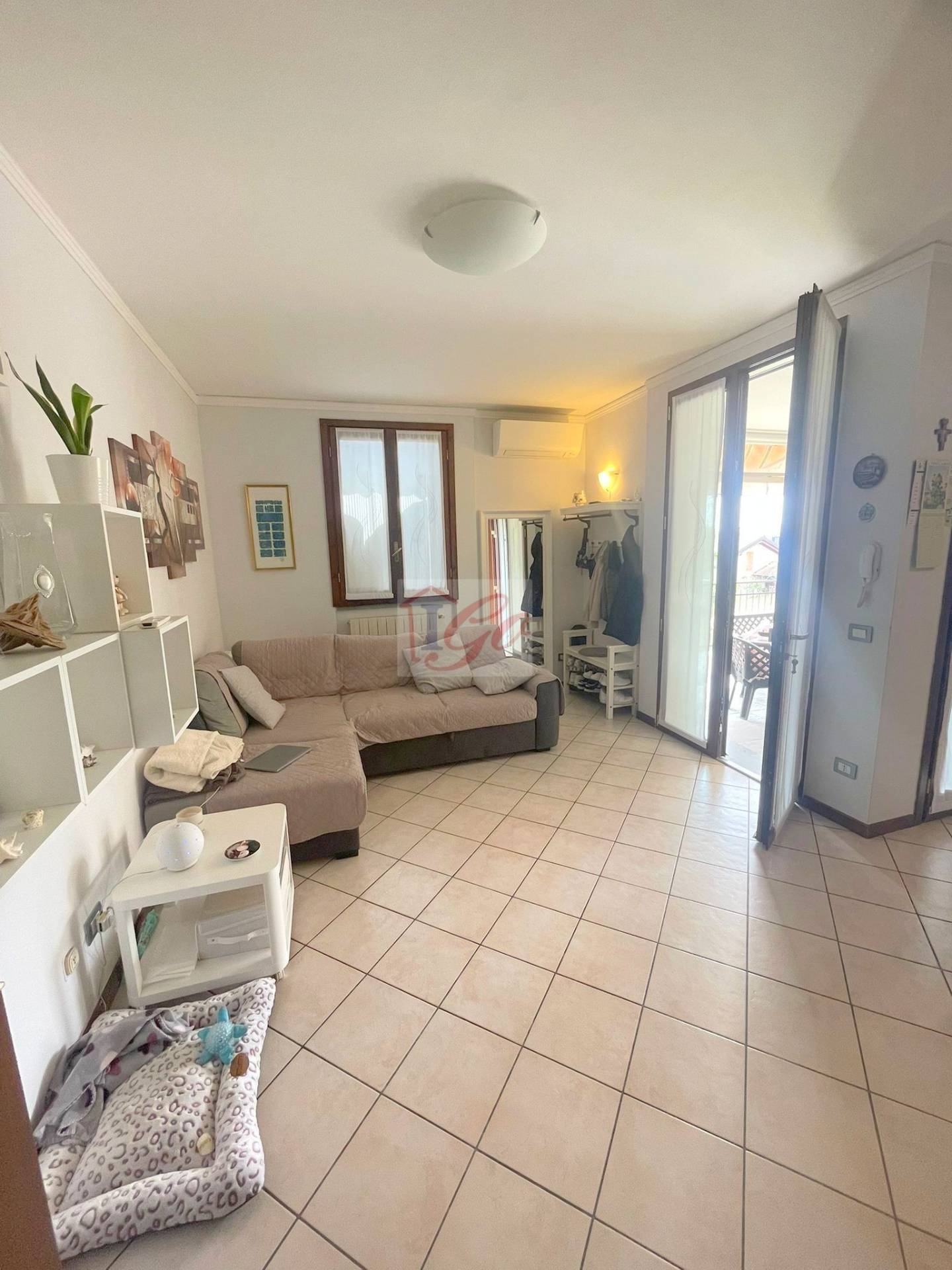 Porzione di Casa in vendita a Trezzano Rosa