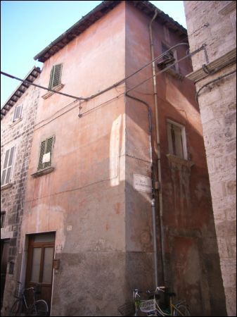 Appartamento da ristrutturare Ascoli Piceno p.zza s.tommaso