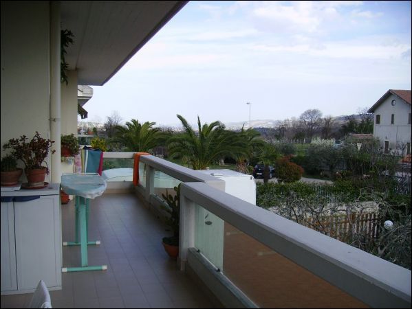 Appartamento con terrazzo Ascoli Piceno marino