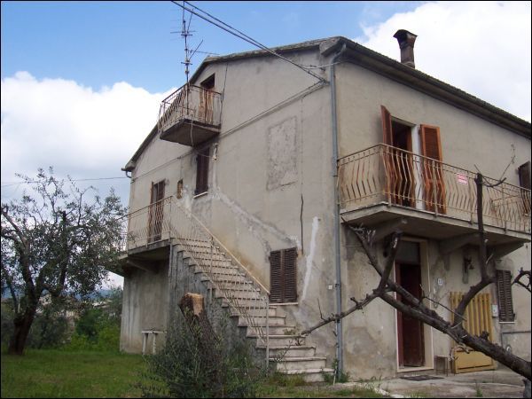 Casa indipendente Ascoli Piceno venagrande