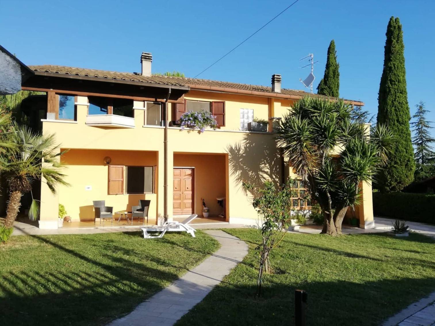 Casa indipendente con terrazzo a Maltignano