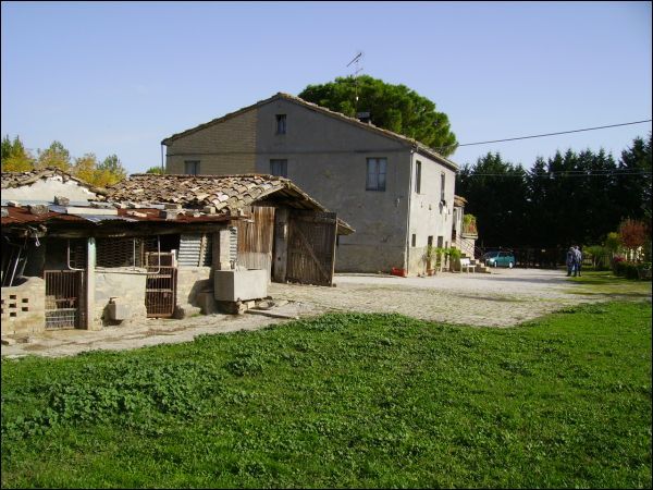 Casa colonica in vendita a Servigliano