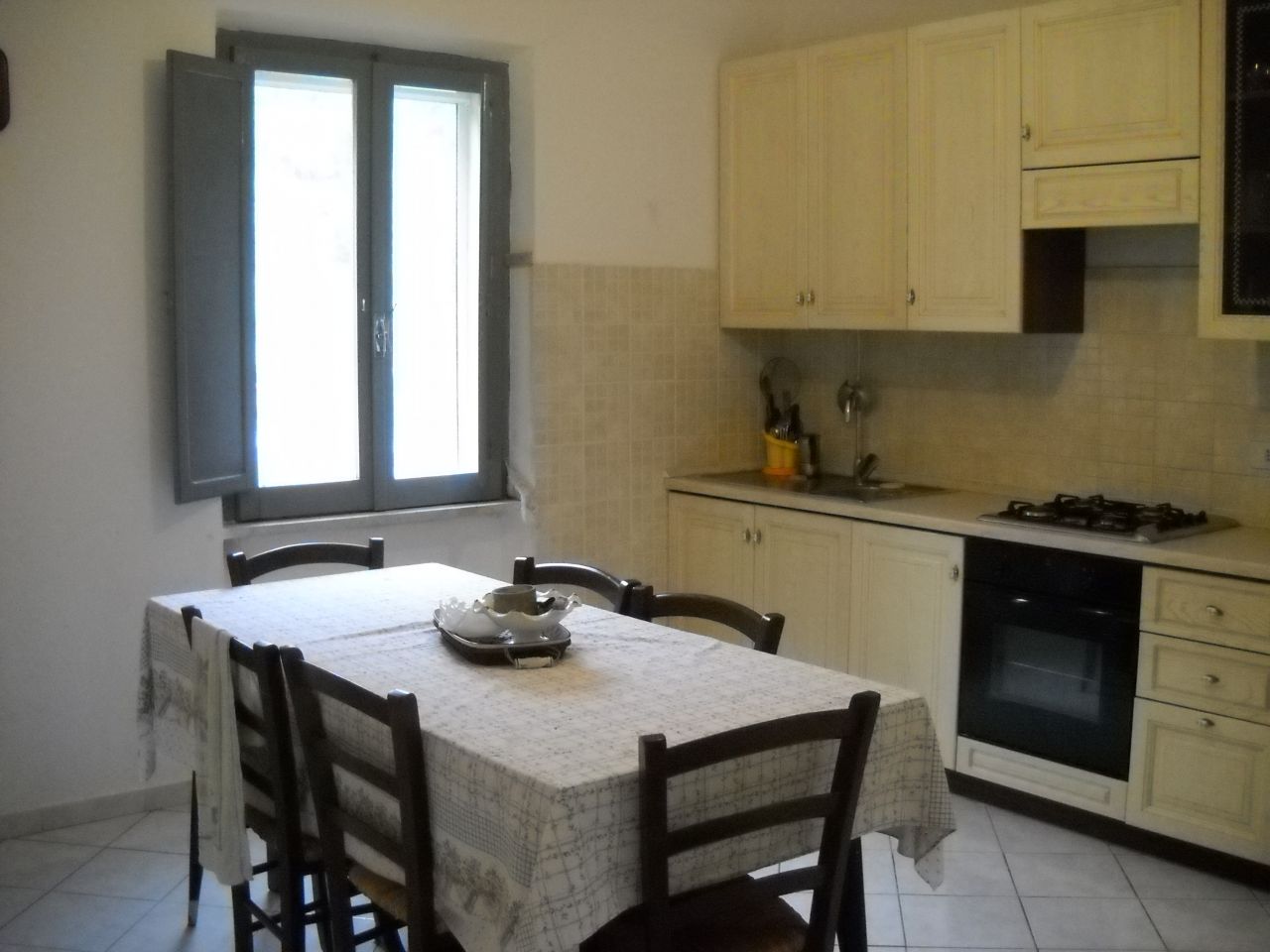 Indipendente in vendita a Ascoli Piceno, Castel Trosino