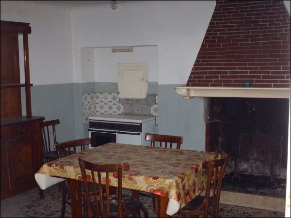 Casa colonica in vendita a Montegallo