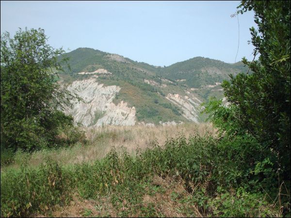 Casa colonica in vendita a Castignano