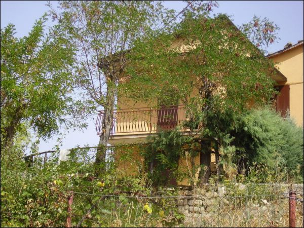 Semindipendente in vendita a Venarotta
