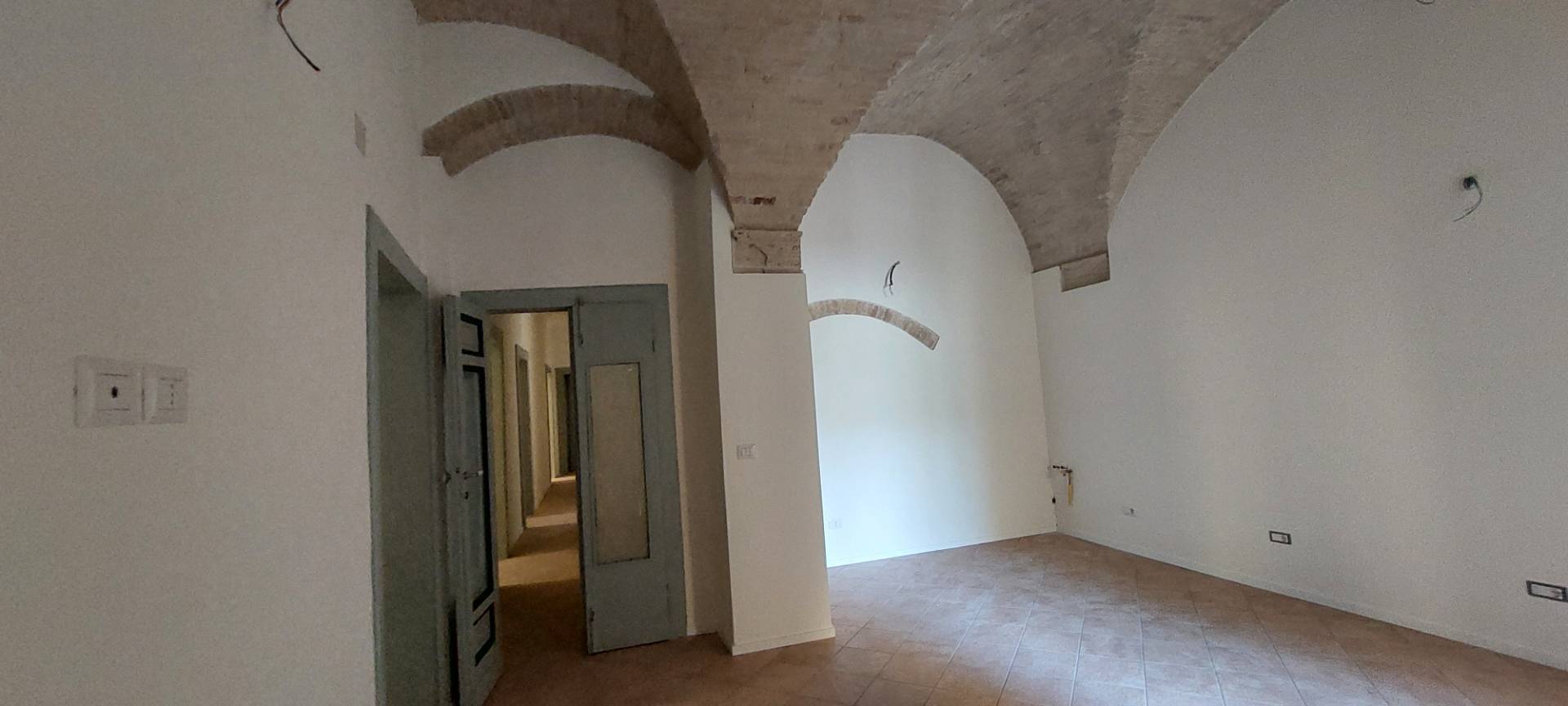 Ufficio in affitto a Ascoli Piceno, Centro Storico