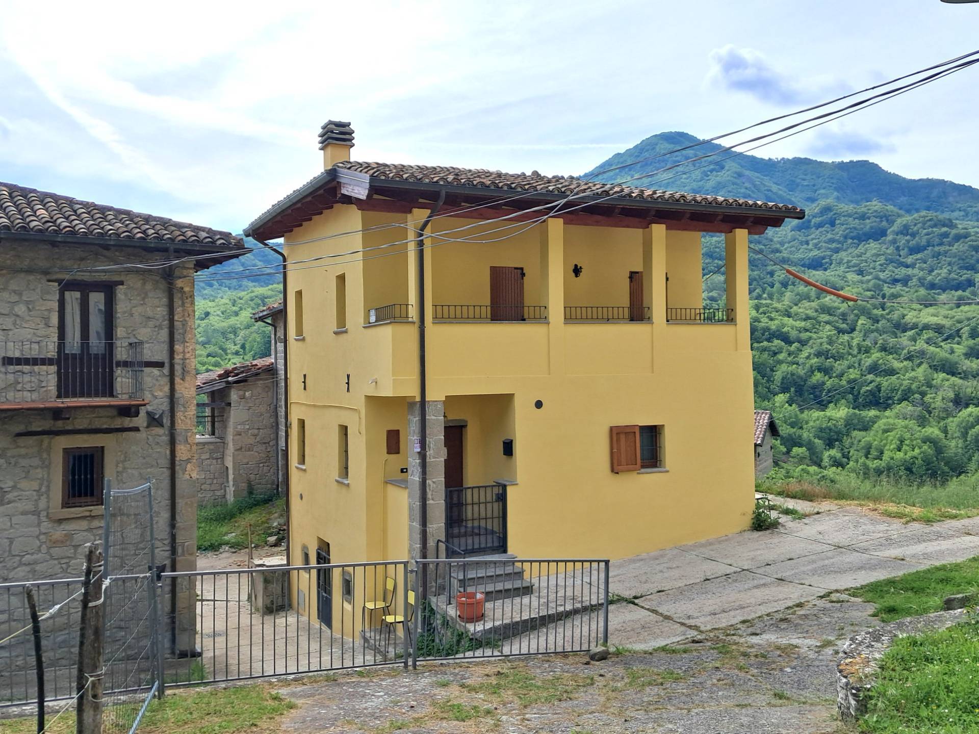 Casa indipendente in vendita a Acquasanta Terme, zona collinare