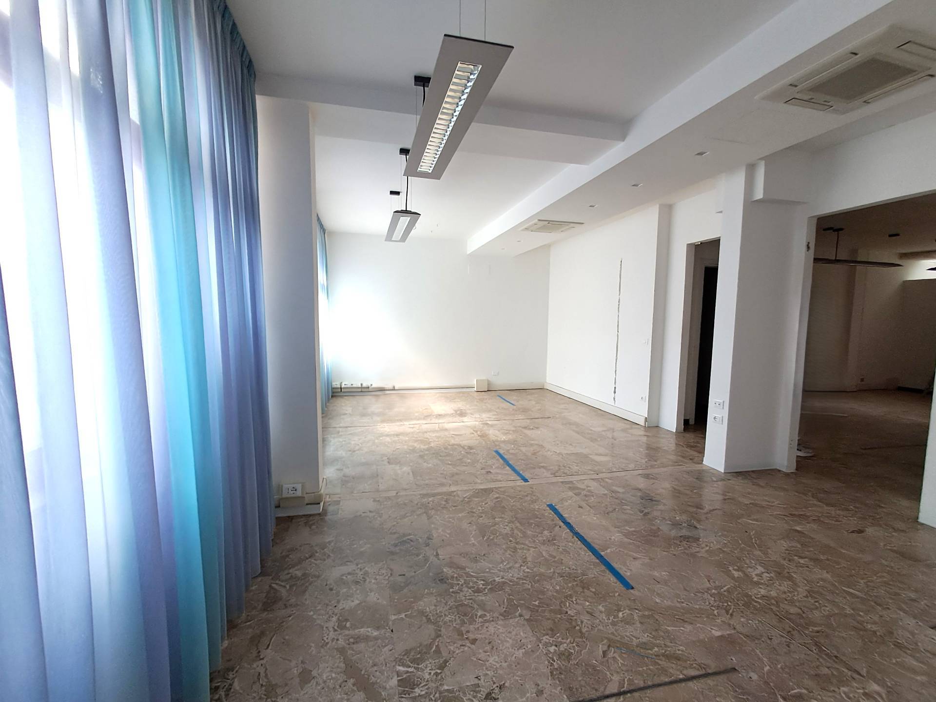 Ufficio in vendita a Ascoli Piceno, Centro Storico