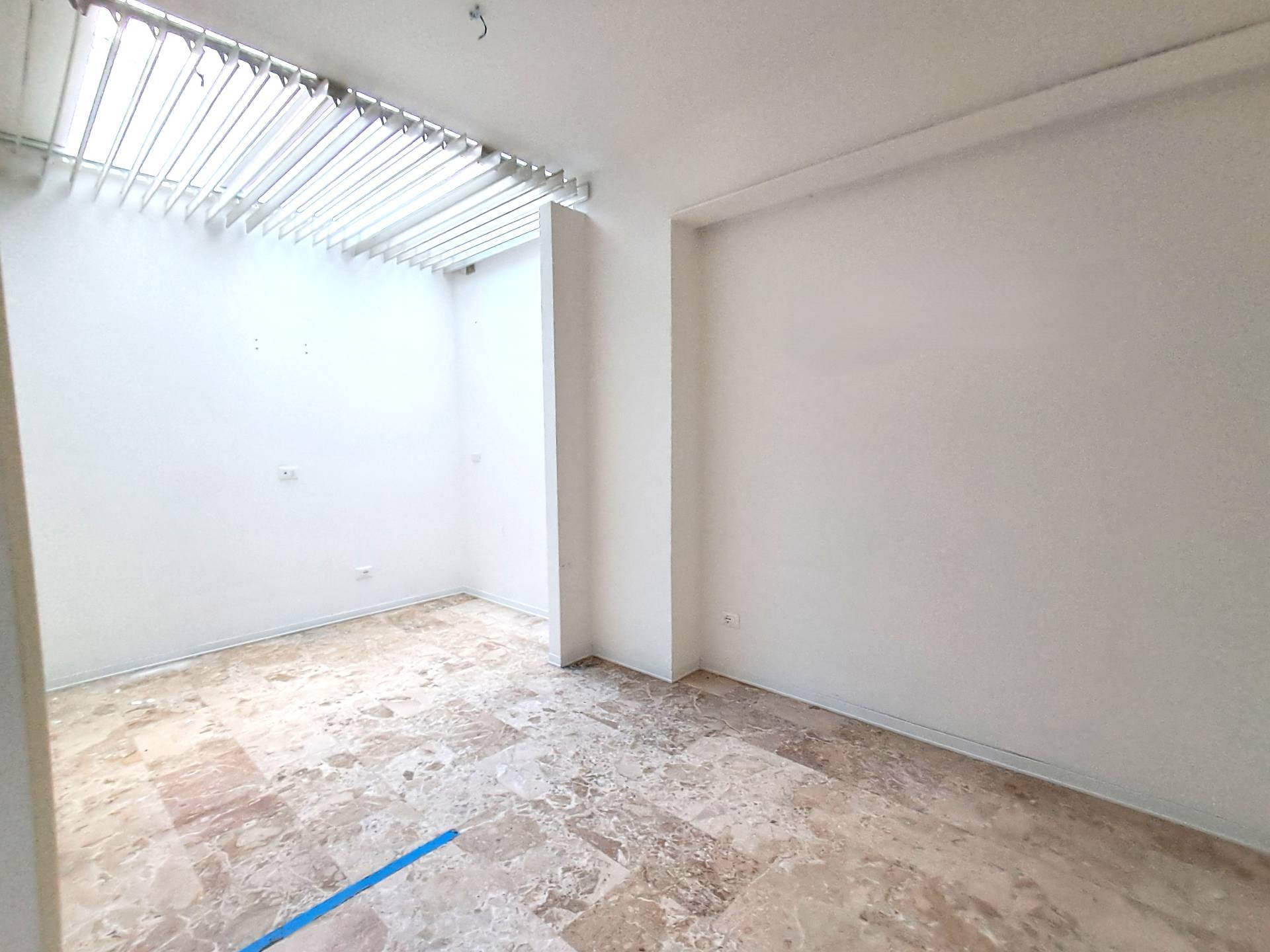 Ufficio in vendita a Ascoli Piceno, Centro Storico