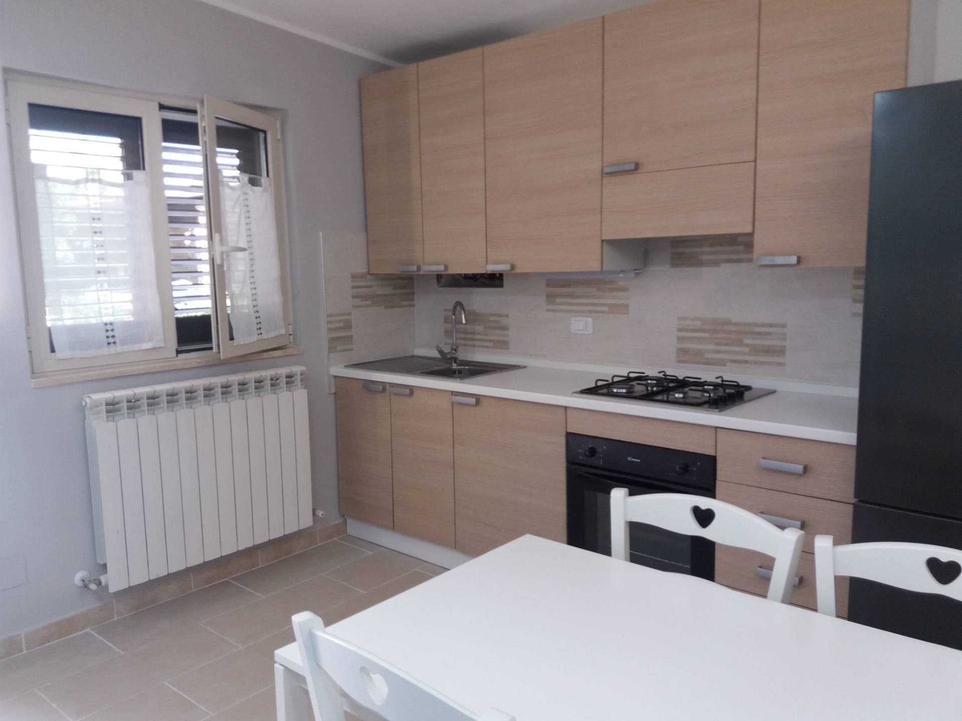 Appartamento in affitto a Ascoli Piceno, Monterocco