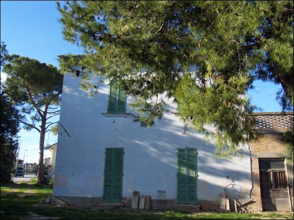 Casa colonica in vendita a Castel di Lama