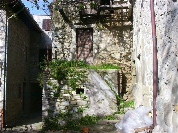 Casa indipendente in vendita a Acquasanta Terme, Pito