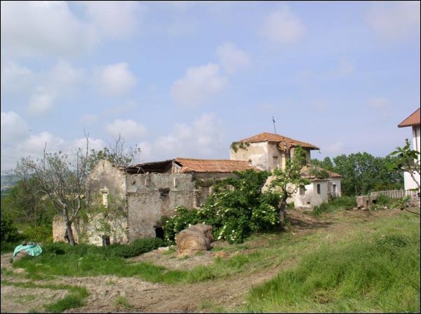 Casa colonica in vendita a Alba Adriatica, Zona Basciani