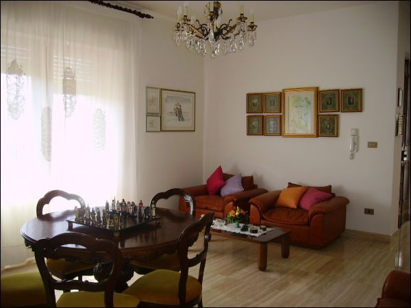 Villa in vendita a Ascoli Piceno, Monticelli