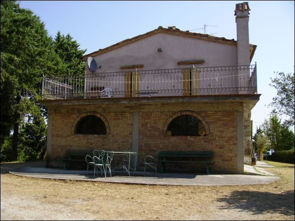 Casa colonica in vendita a Civitella del Tronto
