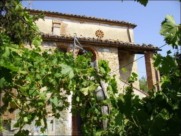Casa colonica in vendita a Civitella del Tronto