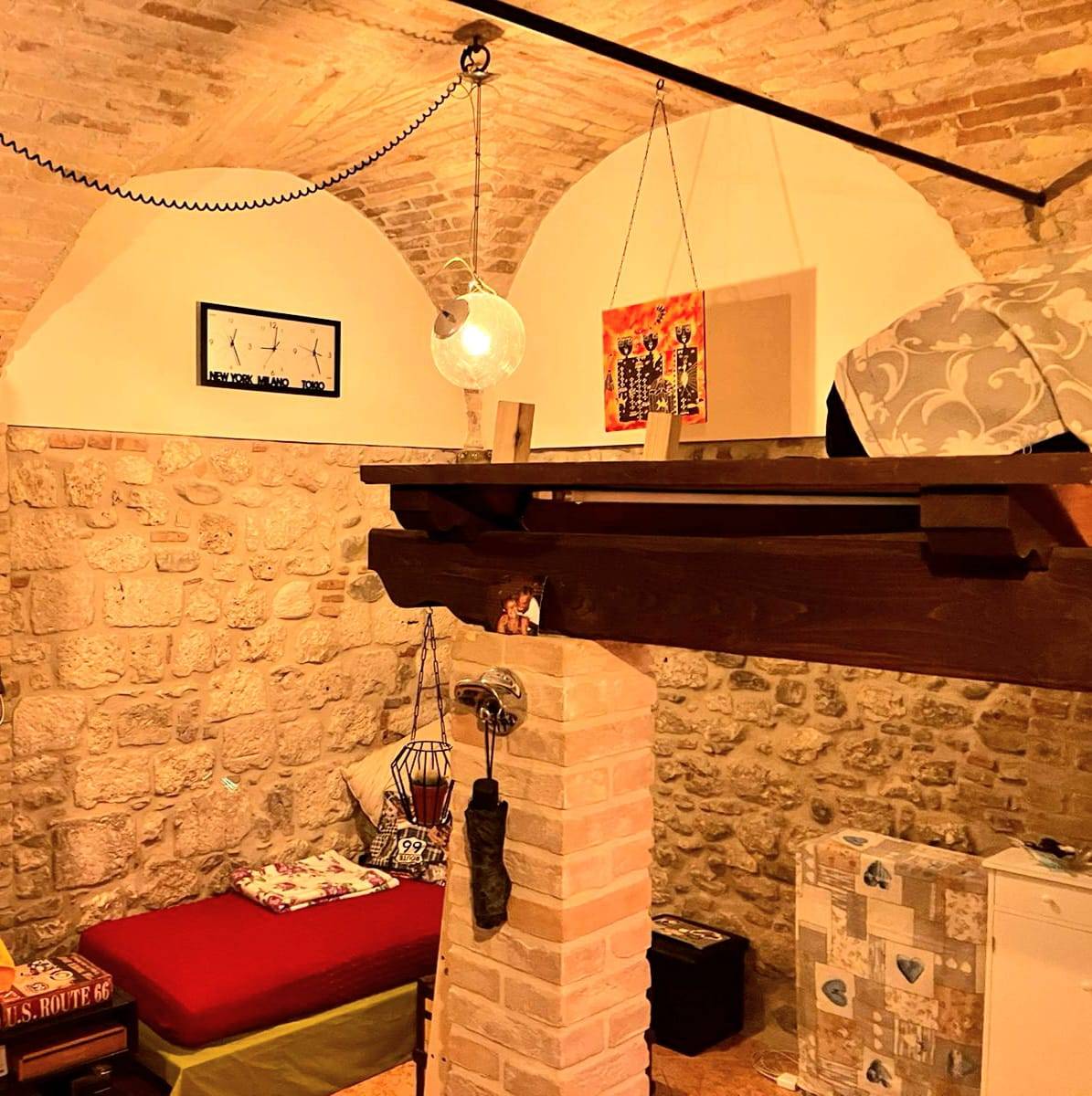 Locale in vendita a Ascoli Piceno, Centro Storico