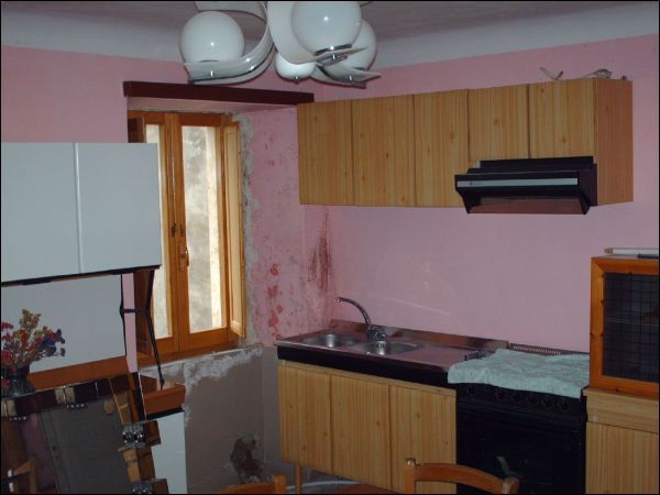 Casa colonica in vendita a Montegallo