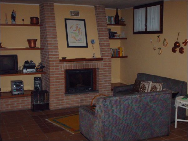 Casa indipendente in vendita a Maltignano, Caselle