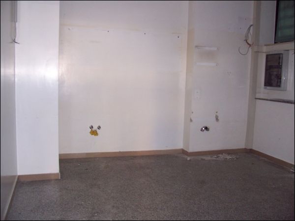 Deposito in vendita a Ascoli Piceno