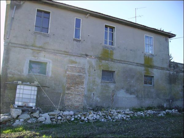 Casa colonica in vendita a Ascoli Piceno, Poggio di Bretta