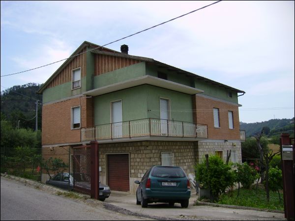 Casa indipendente in vendita a Ascoli Piceno