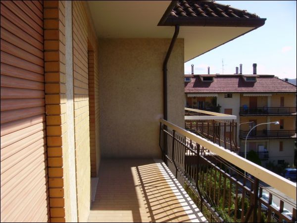 Appartamento in vendita a Castel di Lama, campo sportivo