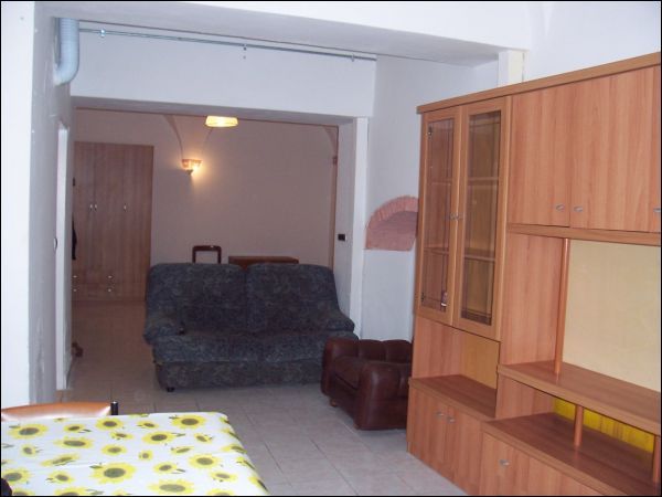 Fondo / negozio in vendita a Ascoli Piceno, Centro Storico