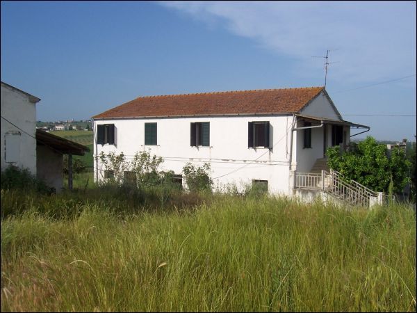 Casa indipendente in vendita a Civitella del Tronto
