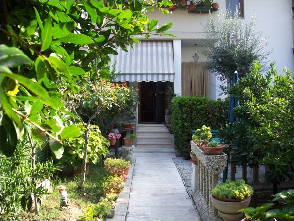 Schiera in vendita a Maltignano, Caselle