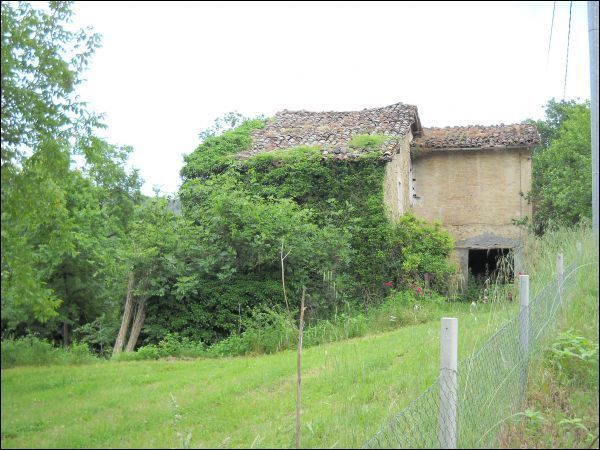 Casa colonica in vendita a Ascoli Piceno, Mozzano