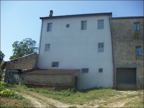 Casa colonica in vendita a Offida, Val Tesino