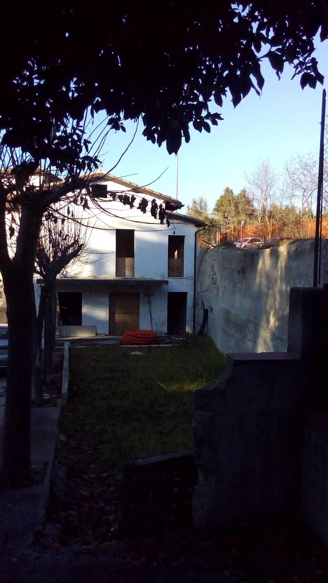 Casa indipendente in vendita a Ascoli Piceno, Monticelli Alto